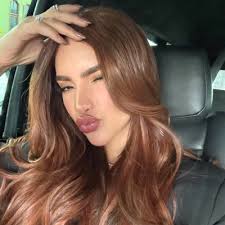 Karla Vera (@KarlaVera)