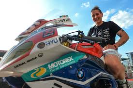 Official azclip channel of the 24 heures du mans. 24 Heures Motos Lucy Glockner Plus Rapide Que Les Prejuges
