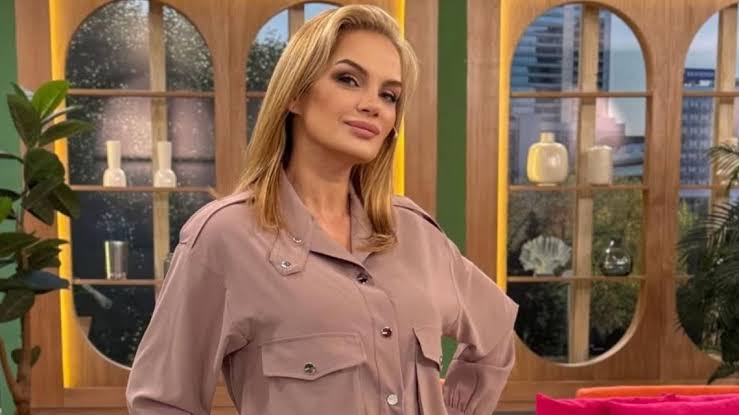 Los alarmantes mensajes de Eliana Guercio tras someterse a un tratamiento  estético: "Tengo reacciones adversas" | Exitoina