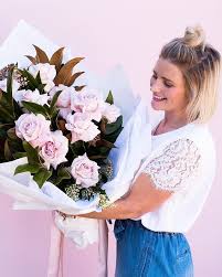 Flower Bowl Geelong En Instagram Flower Bowl Luxe Our Beautiful New Luxe Range Of Gorgeous Blooms Big And Small An In 2020 Flower Lover Flower Bowl Flower Power