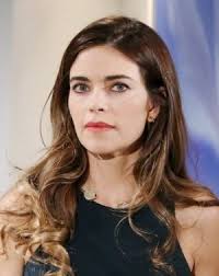 La production des feux de l'amour a décidé de recaster le personnage. Victoria Newman Les Feux De L Amour Les Personnages Soap Passion Com