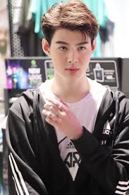 Pin Oleh Hasna Marliyah Di Saint Suppapong