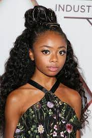 Skai Jackson 21 Half Up Half Down Hairstyles To Covet When You Can T Make Up Your Mind Down Hairstyles Half Up Half Down Hair Womens Hairstyles