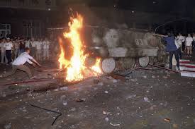 Modern estimates say the june 4, 1989 violence actually killed thousands. Ap Was There Tanks Rumble Out Of Tiananmen Square
