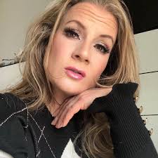 ‎By younique mit Mandy Reichelt‎