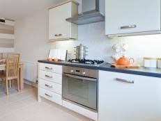 small kitchen cabinets: pictures, ideas