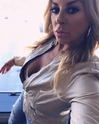 Sandra Johnson McCovy (@sj1ofakind) • Instagram photos and videos