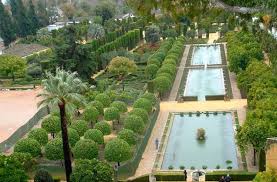 Uno dei posti imprescindibili da visitare a siviglia è sicuramente il real alcazar, si tratta di uno dei. Meravigliosi Giardini Il Real Alcazar Di Siviglia Fito Splendidi Giardini Giardino Siviglia