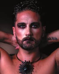 Stephen Hyer's Instagram, Twitter & Facebook