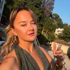 Abby Bryant (@abbyrosebryant) • Instagram photos and videos