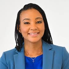 Lara Inman's Instagram, Twitter & Facebook