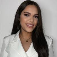 Liz Velez's Instagram, Twitter & Facebook