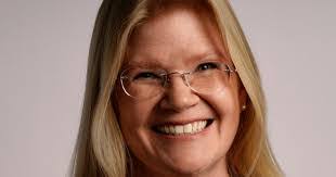 Tracie Roth's Instagram, Twitter & Facebook