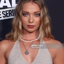 Emilia McCarthy (@EmiliaMcCarthyOfficial) • Facebook