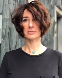 If you start with a great haircut then use the best hair products for styling, then you'll be able to style awesome short messy hair. 19 Sleek Short Messy Hair Ideas To Try In 2021