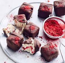 Rezept Milchreis Eiskonfekt Mit Himbeeren Eiskonfekt Rezepte Essen Und Trinken