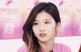 Sana ✖ Pink