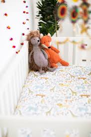 Learn how to knit a blanket. Dwellstudio Bedding Giveaway A House In The Hills
