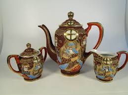 All the tea pots we propose respect the japanese traditional size and shape. Japan Tea Set Satsuma Porcelain Teapot Set Tea Cups Saucers Etsy Tea Set Japanese Tea Set Tea Pots