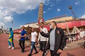 الزمالك افضل فريق وعلي الاقل له جمهوره المحترم ولاعبته المحترم،،احنا اللي مدينلكوا مؤمن زكريا عشان كدة اخلاقه من تربيتنا احنا مش زي كهربا قليل الادب اللي انتوا اتدتهولنا من. ØµÙˆØ± Ø£ÙˆÙ„ Ø¸Ù‡ÙˆØ± Ù„Ù€ Ø¨Ø¯Ø± Ø¨Ø§Ù†ÙˆÙ† ÙÙŠ Ø§Ù„Ø£Ù‡Ù„ÙŠ Ø§Ù„Ù…ØµØ±ÙŠ Ø§Ù„ØªÙŠØ§Ø± Ø§Ù„Ø§Ø®Ø¶Ø±