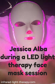 Jessica Alba During A Led Light Therapy Face Mask Session Check It Out In The Post Http Www Infrar Led Face Mask Led Light Therapy Mask Light Therapy Mask