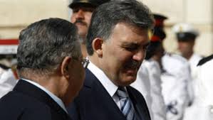 Turkey's President Abdullah Gul makes landmark visit to Iraq