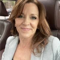 Kim Priddy's Instagram, Twitter & Facebook