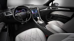 2021 mondeo aracı benzinli modellerde 6 ileri otomatik şanzıman özelliğiyle satışa sunulmaktadır. Ford Going Premium With New Vignale Sub Brand