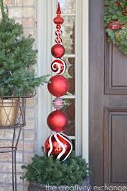 Diy Tall Ornament Topiary Christmas Topiary Outdoor Christmas Decorations Christmas Wreaths
