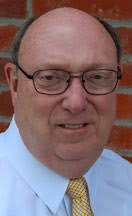 Hollis seeks election to City Council