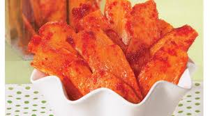 Singkong cuci bersih iris sesuai selera•cabai merah•gula•minyak. Resep Keripik Singkong Pedas Bikin Bibir Makin Merah