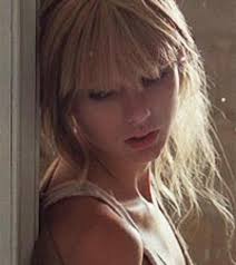 • 185 млн просмотров 8 лет назад. Taylor Swift S Back To December Video Dissected