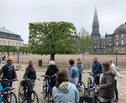 Kopenhagen is een sfeervolle en veelzijdige stad in denemarken. Fietsen In Kopenhagen