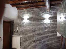 Scopri su pg casa quali sono le principali soluzioni per realizzarne una e scegli lo stile più adatto per la tua casa. Come Arredare Con I Mattoni A Vista Rinnovare Con La Pietra