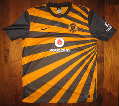Popular south african absa premiership / premier soccer league side kaizer chiefs fc have unveiled their nike 2012/13 away kit. Kaizer Chiefs Home Football Shirt 2011 2012