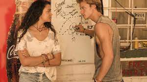 Season 2 of outer banks releases on july 30th. Outer Banks Y A T Il Un Avenir Pour J J Et Kiara Dans La Saison 2 Premiere Fr
