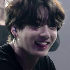 Thế giới nhỏ để yêu thương sóc chin 💕… taegi những khoảnh khắc đáng yêu tác giả: Bts Icons