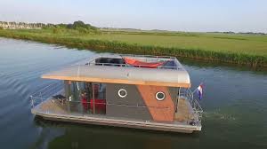 Call 270 766 7229 for more info. Luxury Houseboat Hire Gold Coast Queensland By Luxury Houseboat Hire