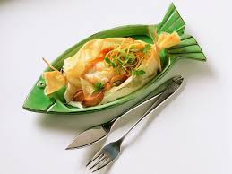 Papillotes Croustillantes De Filet De Merlan Recettes Recette Filet De Merlan Recette Poisson En Papillote Merlan Recette