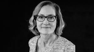 Amelia Redd's Instagram, Twitter & Facebook