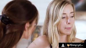 Mommys Girl - Silvia Saige Fingers Her Stepdaughter Haley Reed to Give Her  More Self-confidence