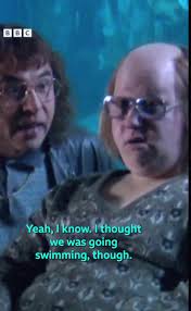 Andy takes a dip.. #davidwalliams #littlebritain #louandandy #swim  #mattlucas #aquarium #andypipkin