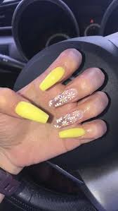 Sunflowers or really beautiful and i know its fall but these sunflowers acrylic nails design looks amazing and will make any nails looks really great. Clear Sunflower My Blog