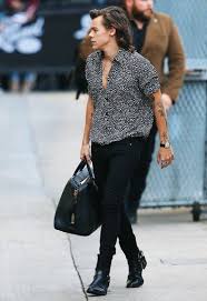 Pin by style flamingo on mens fashion casual outfits in 2020. How To Dress Like Harry Styles B C Guides