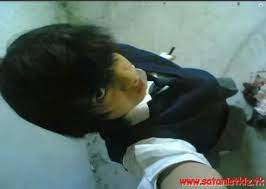 emo kiz kediyi ayin yaparak seytan cagirarak canli canli kesti emo kiz kediyi dogradi ayin yaparak seytanlari cagirdi