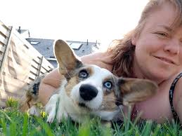 Went to take Fernando's picture, but Mom felt he needed ice cream!🤣