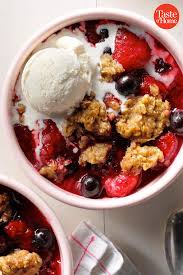 40 Warm Desserts To Keep You Cozy On Cold Nights Warm Desserts Fruity Desserts Berry Dessert