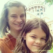 Sarah Dille's Instagram, Twitter & Facebook