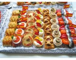 Ni te imaginas lo fácil que es de hacer tu propio pan tostado para los aperitivos y canapés. Fusion Mx Innovando Tus Sentidos Organizadores De Boda Aperitivos Salados Recetas De Comida Bocados