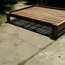Cama De Dos Plazas Y Media De Algarrobo Cama Hecha En Guayubira Y Algarrobo Camademadera Hechoamano Carpinteria Madera Guayubira Wood Woodwork Deco Cama De Madera Madera Muebles De Madera